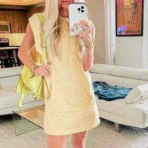 🆓 Yellow Sleeveless Fleece Hoodie Dress